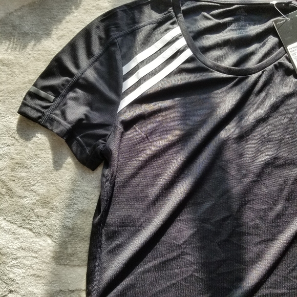 Adidas 3 stripes run workout Tee - Picture 2 of 5